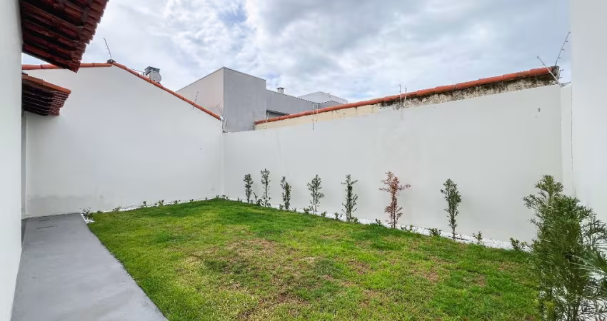 Alto Umuarama - Bela casa á venda!