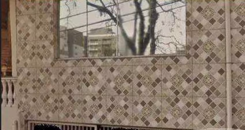 Duas Casas no Piqueri ? Localização Estratégica e &#211;tima Renda!