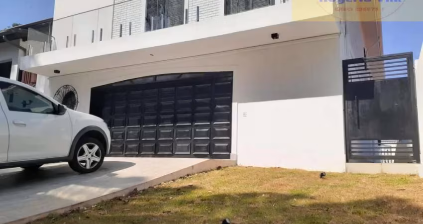 Linda Casa de Condomínio na Serra da Cantareira - Venda por R$2M ou Aluguel por R$8.5K