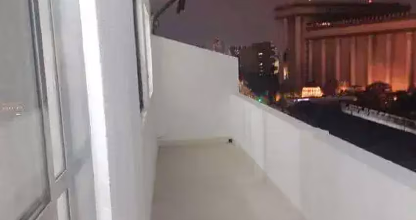 Ótimo preço! apto cobertura reformado c/ sacada grande próx. templo de salomão!