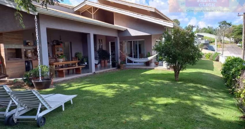 Exclusividade e Conforto em Condomínio Fechado ? Casa Térrea em Atibaia!