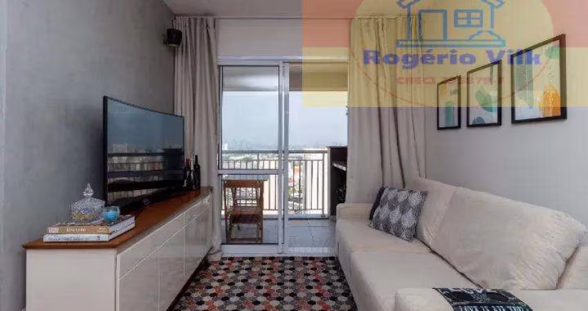 Apartamento &#224; Venda com 58m&#178;, 2 Quartos e 1 Vaga. Localização Estratégica e Mobiliado