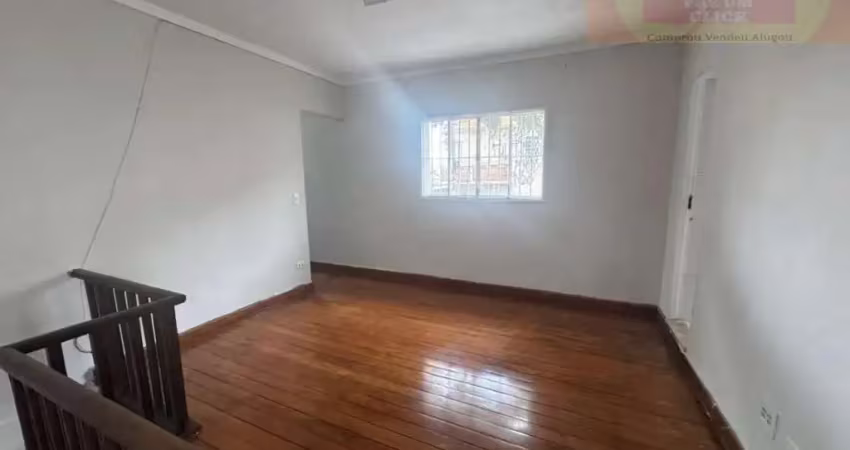 Casa com renda na penha: 2 dorms, varanda e salão alugado ? oportunidade única!