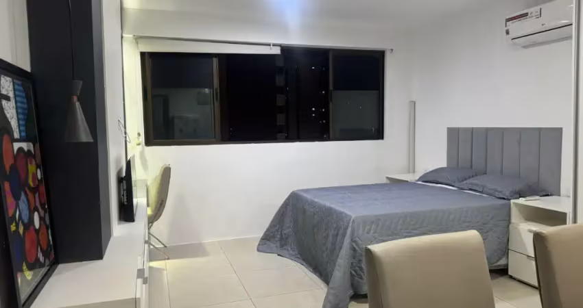 O flat está todo mobiliado e pronto para morar em boa viagem
