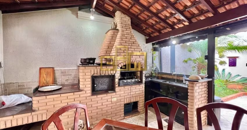 Casa com 3 dormitórios à venda, 115 m² - Jardim das Hortênsias - Poços de Caldas/MG