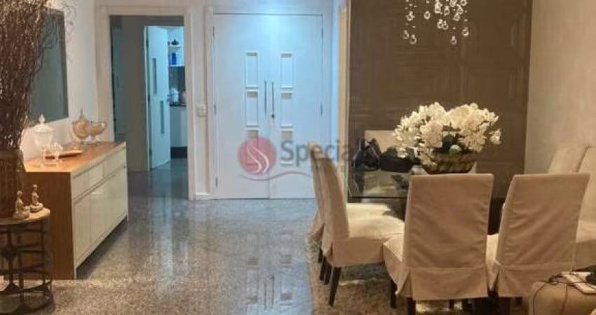 Apartamento no Jardim Anália Franco, próximo rua Emília Marengo