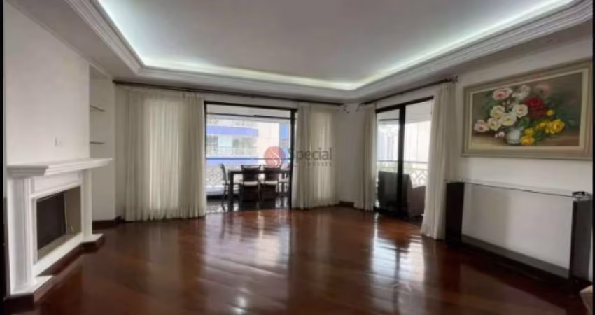 Apartamento de 151 metros à venda com 3 suítes e 3 vagas no Tatuapé.