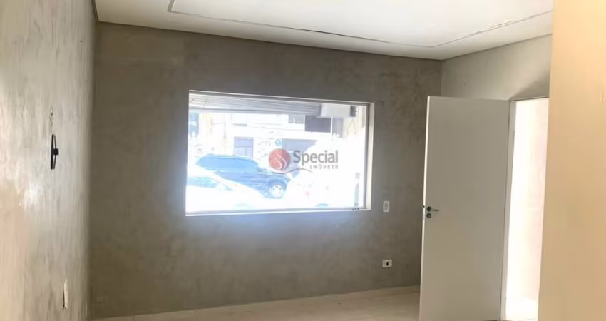 Casa comercial  no Tatuapé , 130m² com 7 salas e 2 vagas.