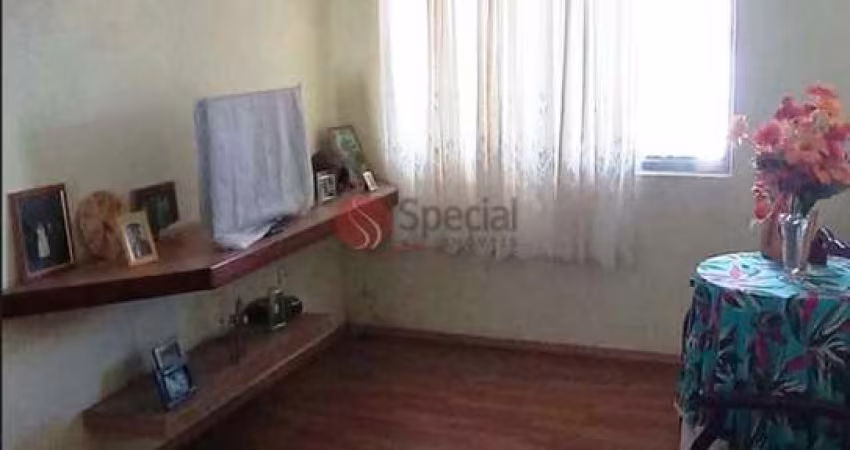 Casa Térrea no Carrão! Recém reformada!