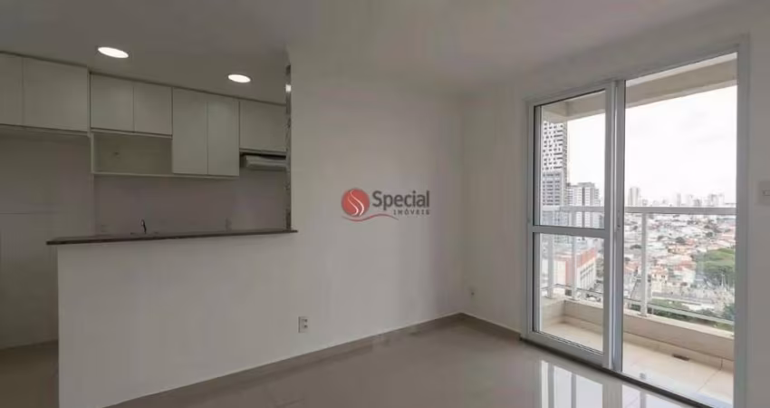 Apartamento no Tatuapé  em frente ao Metrô.