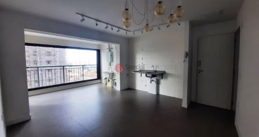 Apartamento no Tatuapé, novo, próximo ao Metrô.