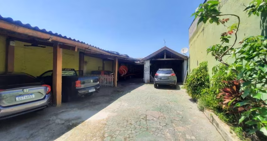 Terreno plano na Vila Diva com 400 m² com zoneamento ZC. .