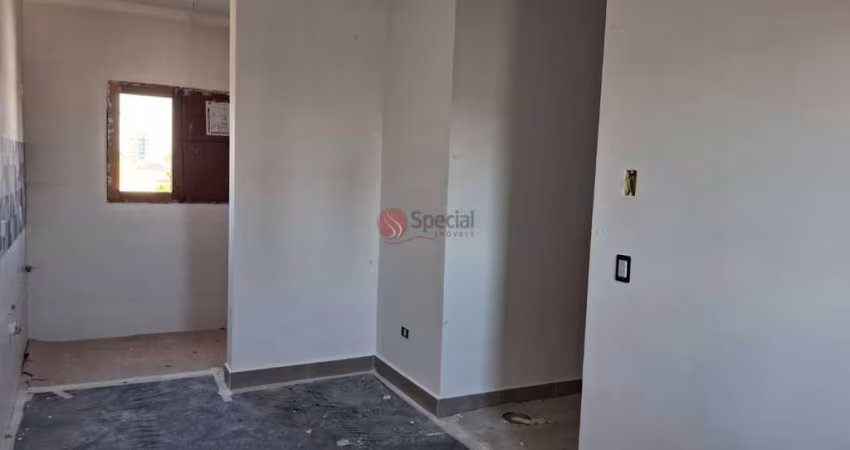 Apartamento com 2 quartos próximo ao Shopping Anália Franco