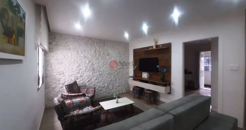 Casa Assobradada a venda na Móoca, com 2 quartos.