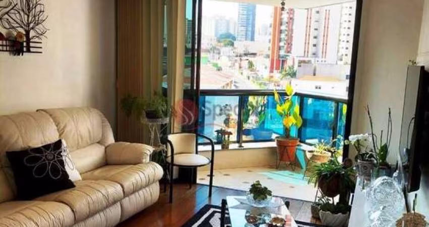 Apartamento no  Anália Franco com 2 vagas + depósito garagem!