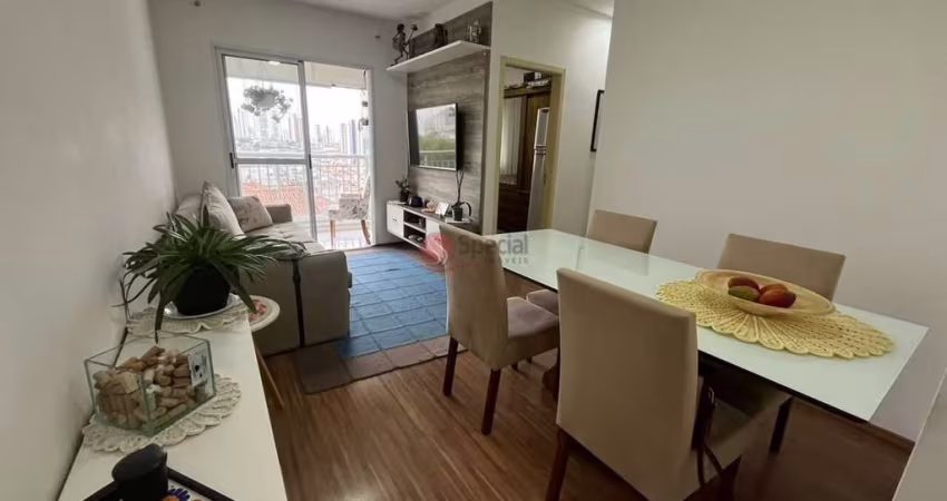 Apartamento na Vila Carrão.
