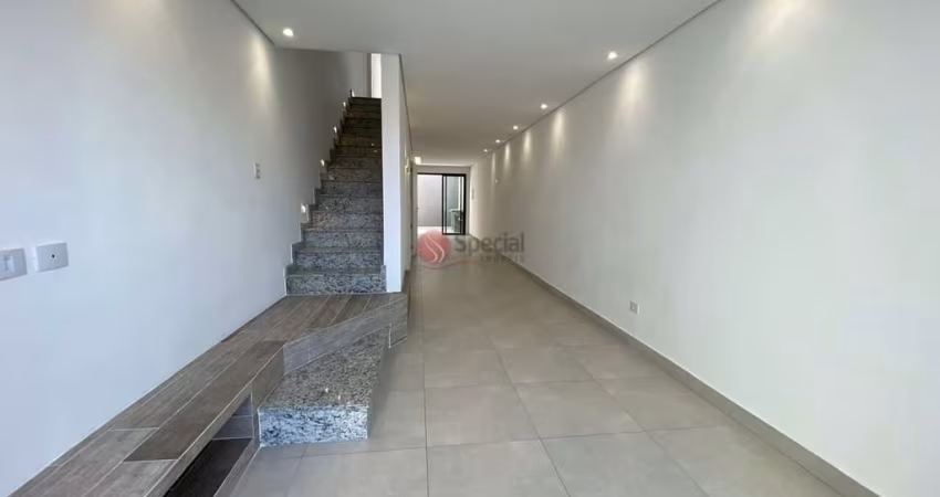 Sobrado no  Parque São Lucas, novo com área gourmet.