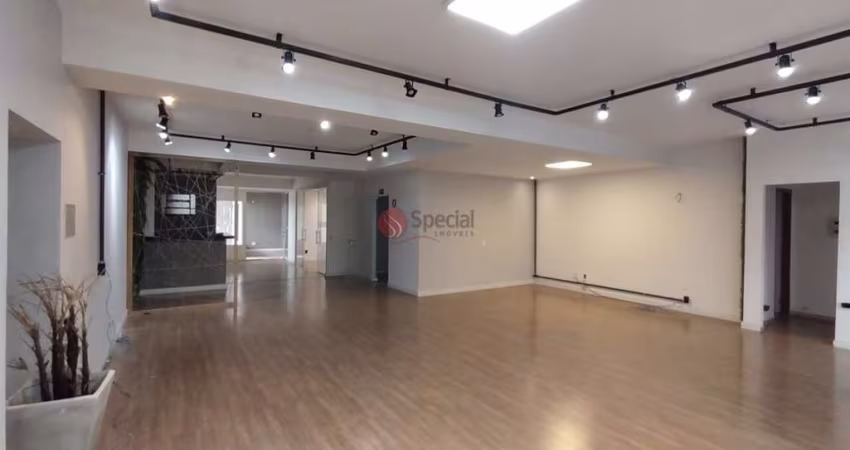 Prédio comercial no Tatuapé 666,45 m², 2 andares + Loja no Térreo, salas, ótimo para a sua empresa.
