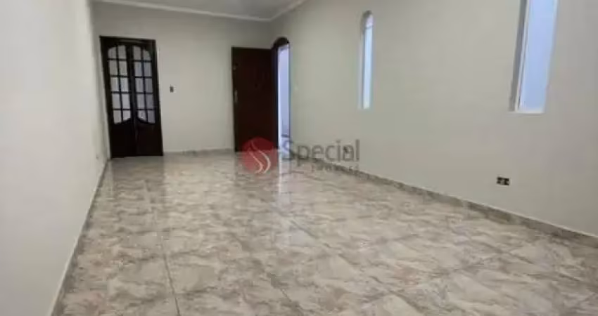 Sobrado Tatuapé ,150 metros ,3 dormitorios,edicula,2 vagas, reformado, próximo ao Colégio Drummond.