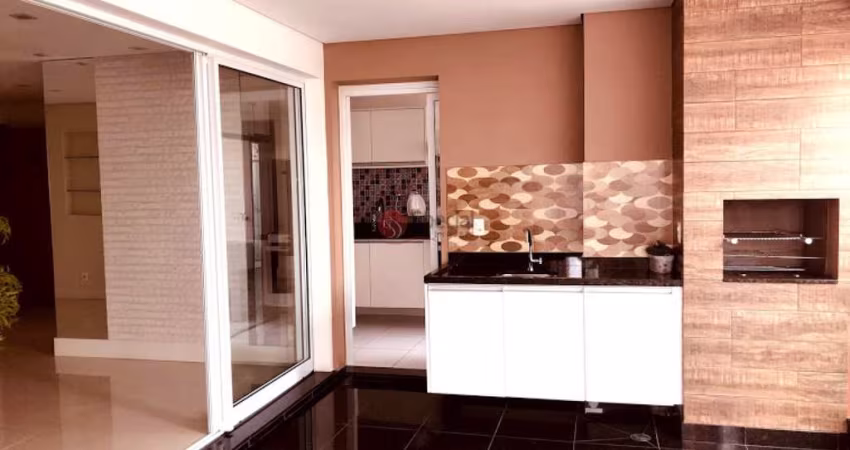 Apartamento no Anália Franco com uma bela varanda gourmet.
