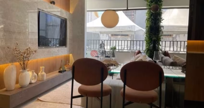 Apartamento com 2 dorms no Tatuapé