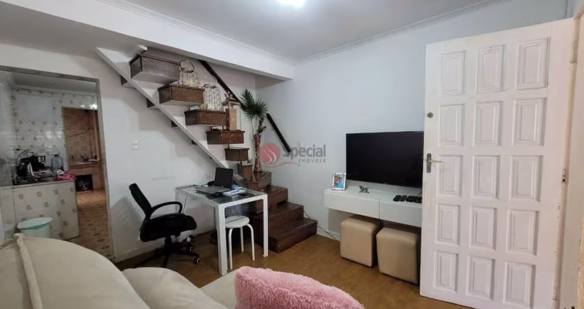 Sobrado Tatuapé, barato, com vaga de garagem, excelente localização.