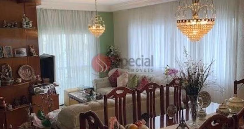 Apartamento no Anália Franco