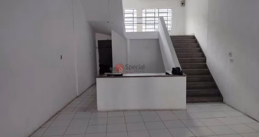 Salão comercial na Penha.