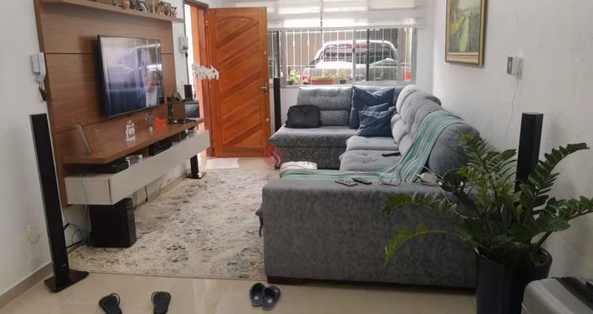 Sobrado a venda com 3 quartos na Vila Ré