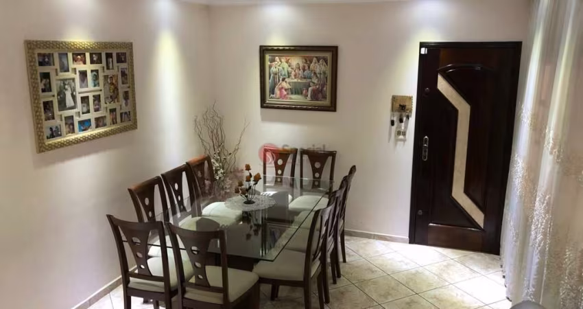 Sobrado com 3 quartos a venda na Vila Rica