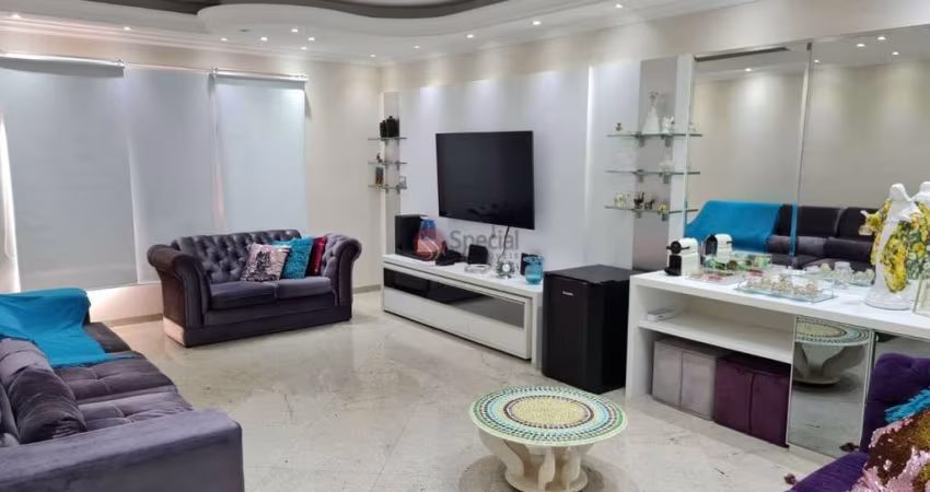 Linda casa reformada. Porteira Fechada   com piscina, área gourmet, 7 vagas.