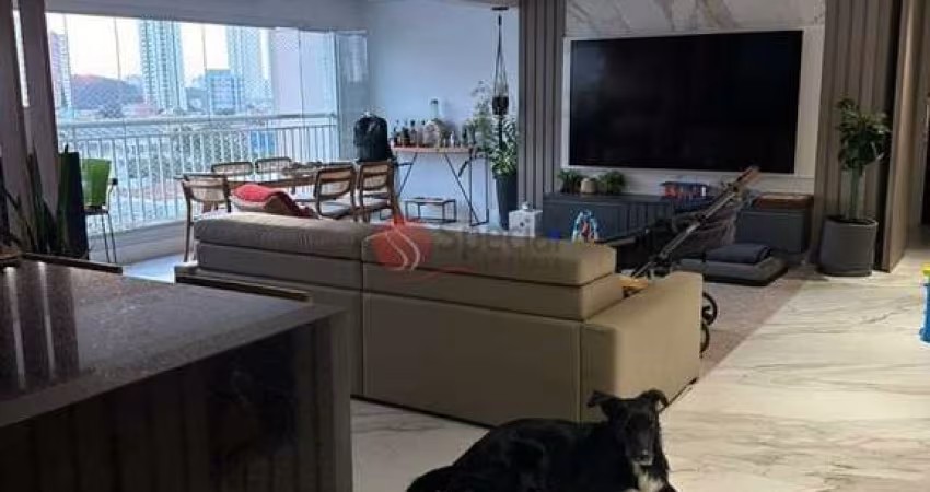 Apartamento no Tatuapé com terraço gourmet!!