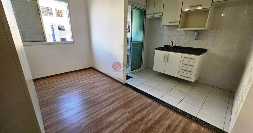 Apartamento stúdio no Tatuapé, vago.