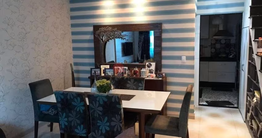 Sobrado com 3 dormitórios à venda, 88 m²