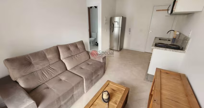 Apartamento na Bela Vista em andar alto.