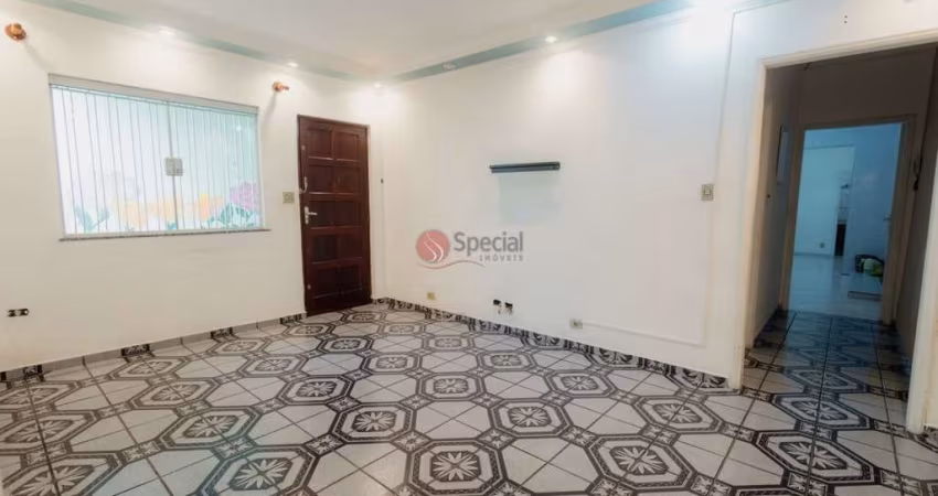 Casa terrea à venda na Vila Formosa com 2 dormitorios e 2 vagas.