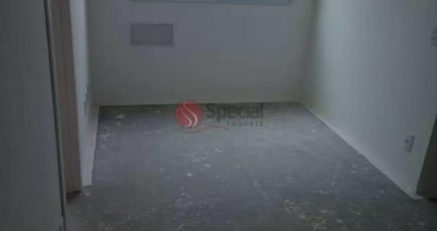 Apartamento no Tatuapé novo em ótimo local.