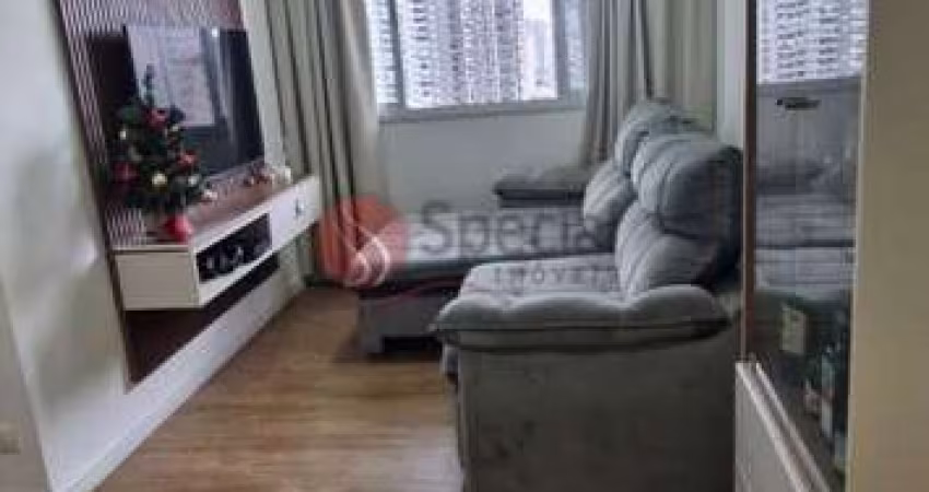 Apartamento no Tatuapé ao lado do Metrô Carrão.