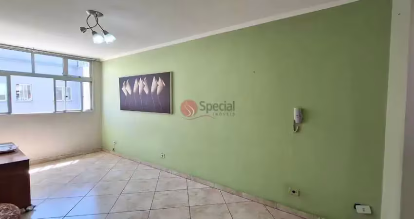 Apartamento de  92 m² no Tatuapé, andar alto, 2 quartos e 1 vaga de garagem.