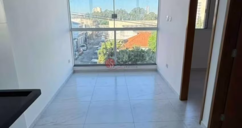 Apartamento com varanda garden na Vila Ema.