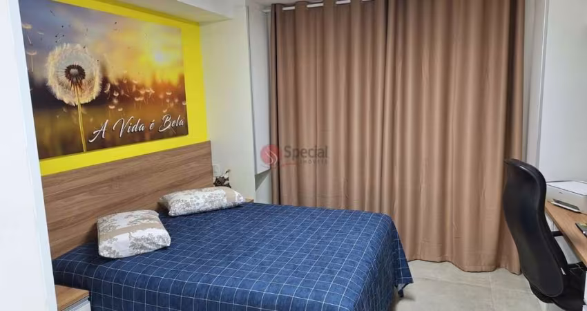 Apartamento no Tatuapé mobiliado e decorado à venda, ao lado do Metrô Carrão.