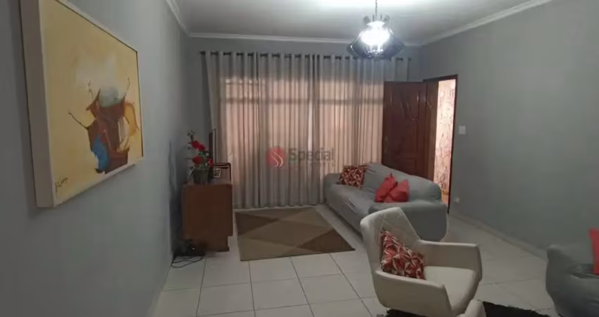 Sobrado à venda com 308 metros na Vila Formosa.