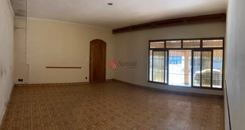 Casa térrea para venda ou locação, terreno 14x40 na Vila Nova York.