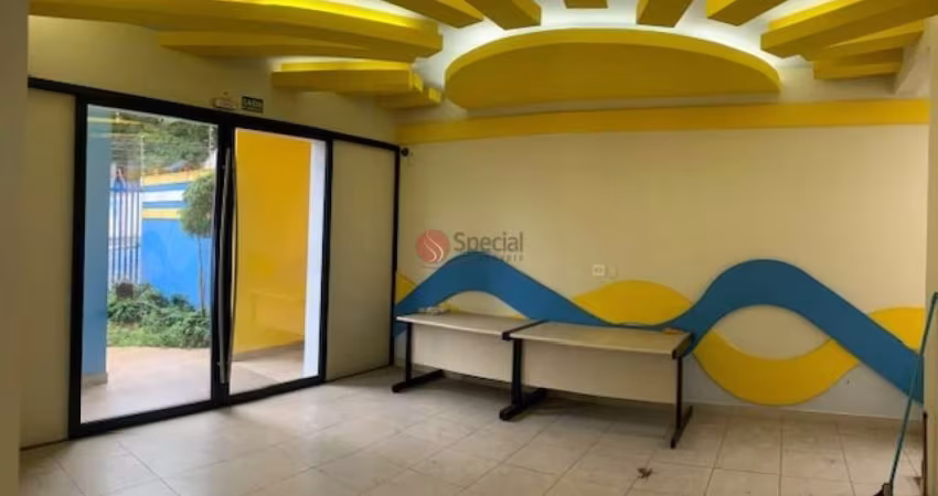 Prédio comercial no Tatuapé.