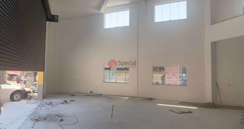 Galpão a venda em São Miguel Paulista ótimo ponto comercial.
