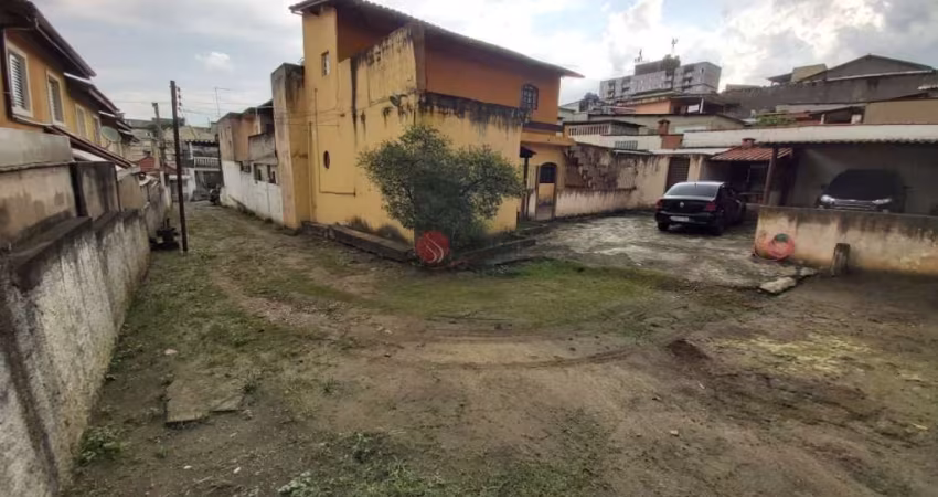 Terreno em Ermelino Matarazzo com 624 m²