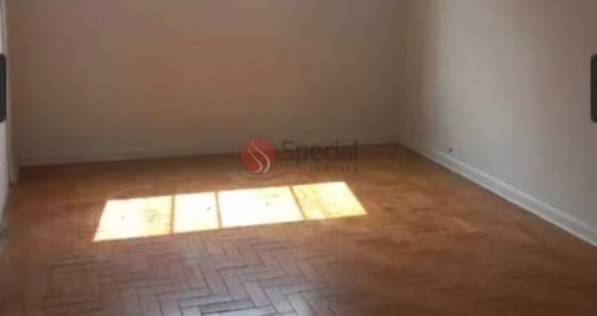 Vendo apartamento no Belem, com  81 m. ,02 dormitorios, sala, cozinha, area de servico, 01 banheiro.