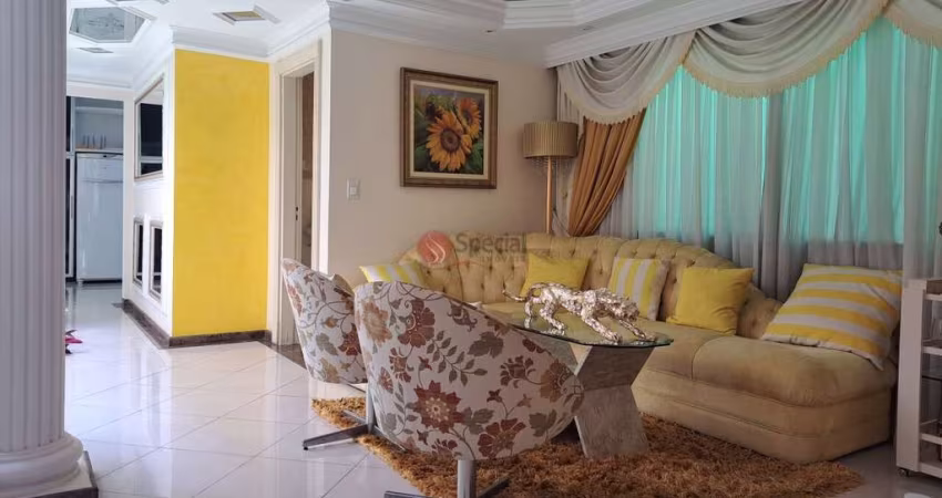 Sobrado à venda na Vila Carrão com 340 m².