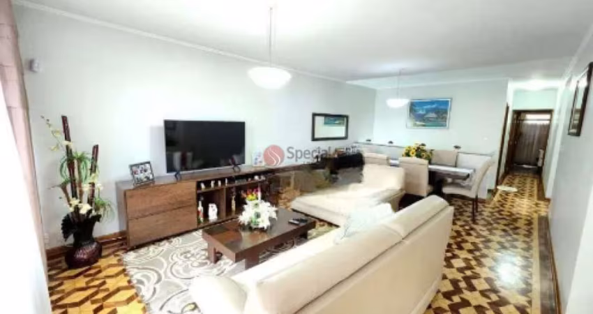 Casa térrea à venda na  Vila Formosa.