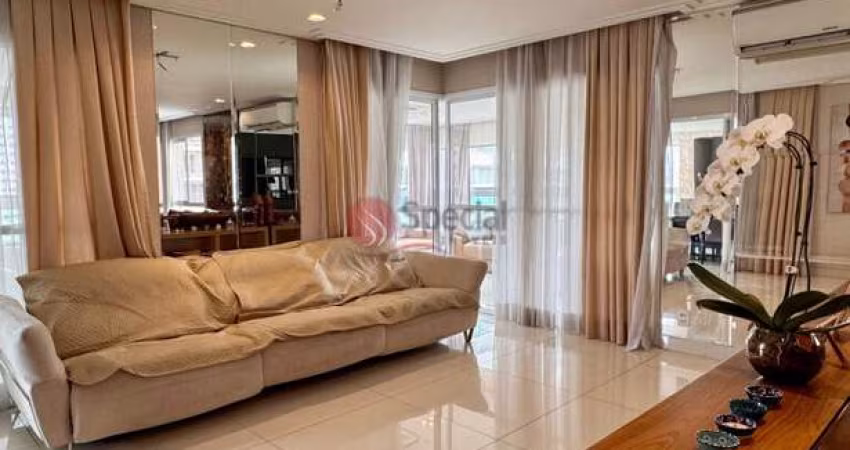 Apartamento com 4 suítes varanda gourmet no Tatuapé.